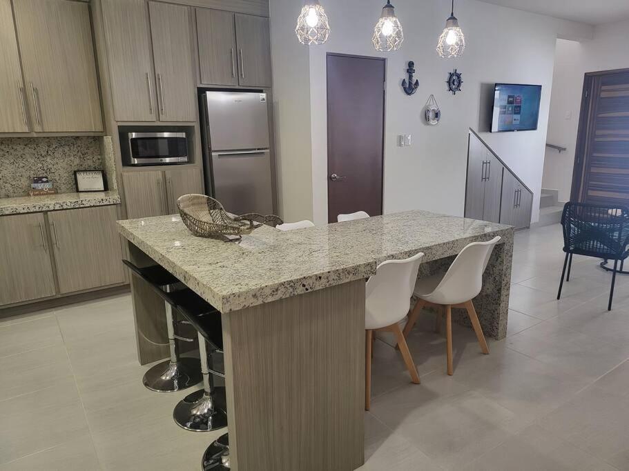 Coral De Cortes - New Beach House San Carlos Nuevo Guaymas المظهر الخارجي الصورة